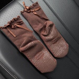 Lucky Honey Juliet Mahogany Brown Ruffle Bow Grip Sock